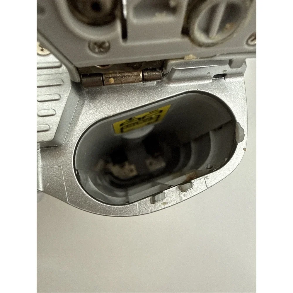 Nikon COOLPIX 3100 3.2MP Digital Camera Silver 3x Nikkor Zoom Digicam FOR PARTS